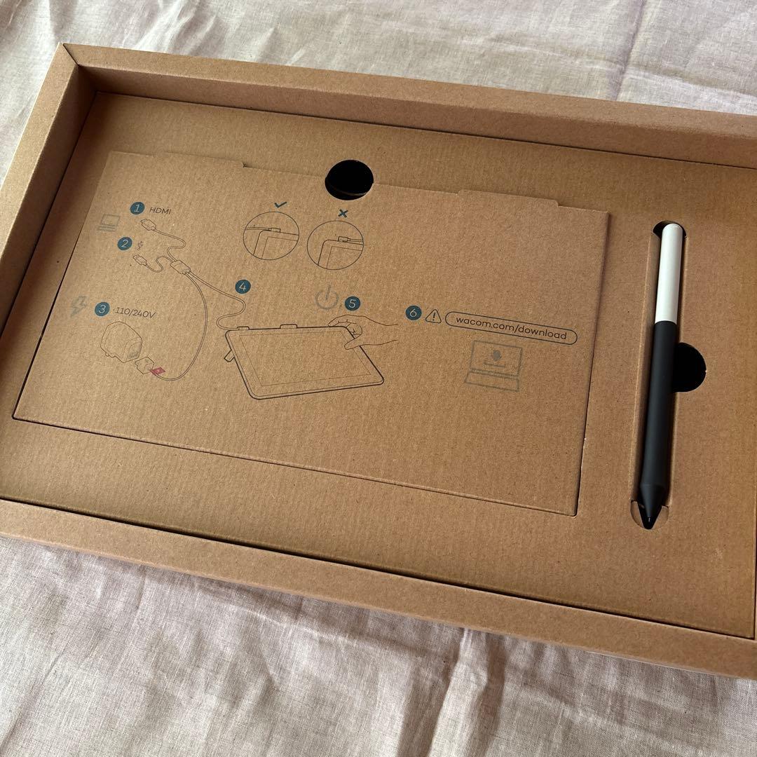 Wacom One 液晶ペンタブレット