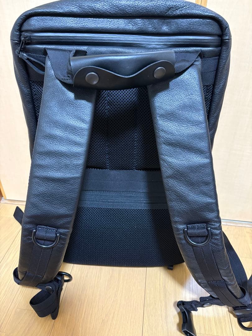 カワニシカバン　seowU[セオウー]｜撥水レザー色はブラック使用1週間