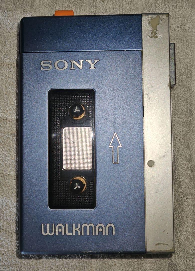 【通電確認のみ】SONY WALKMAN TPS-L2