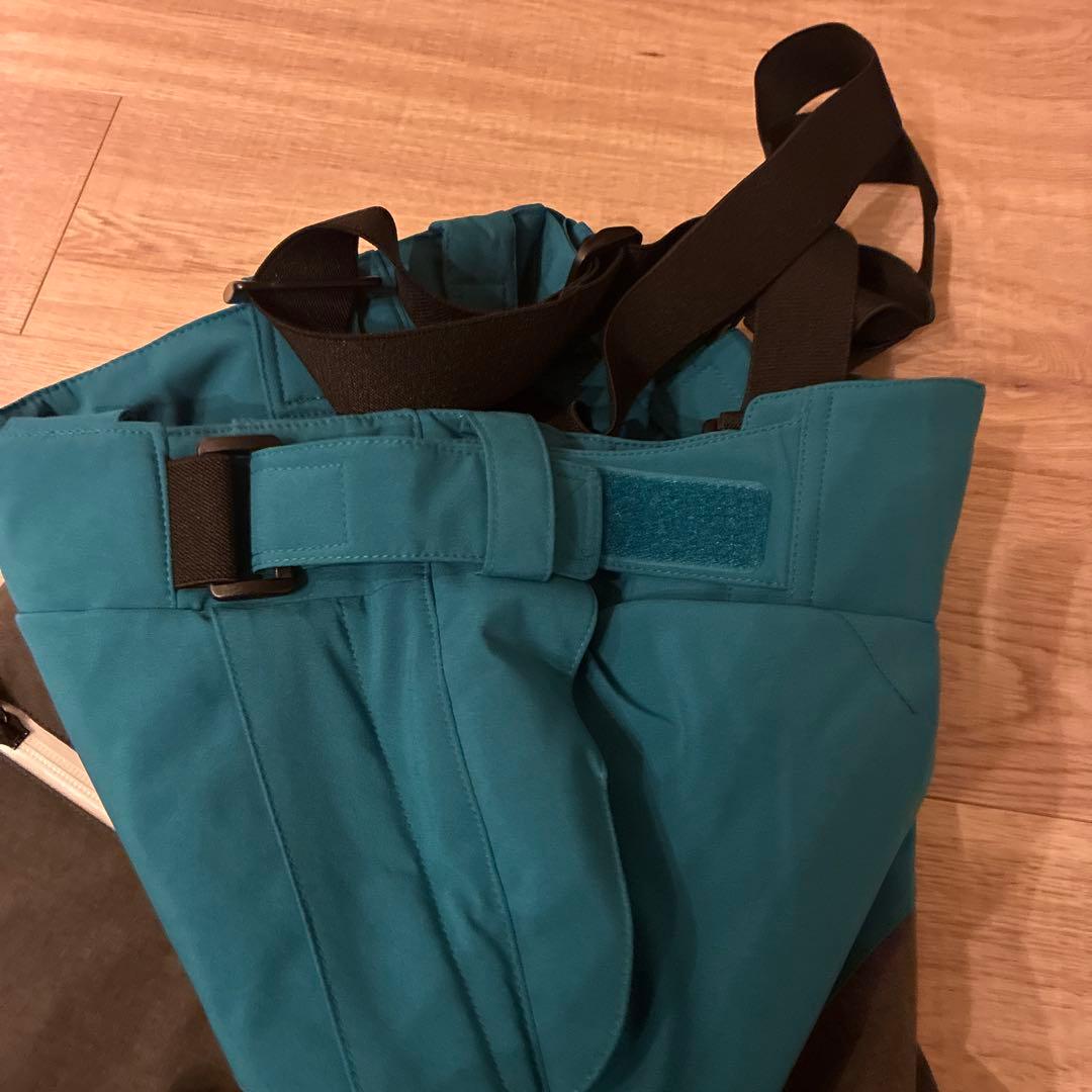 未使用 streule スキーウェア スノボードウェア 上下セット L