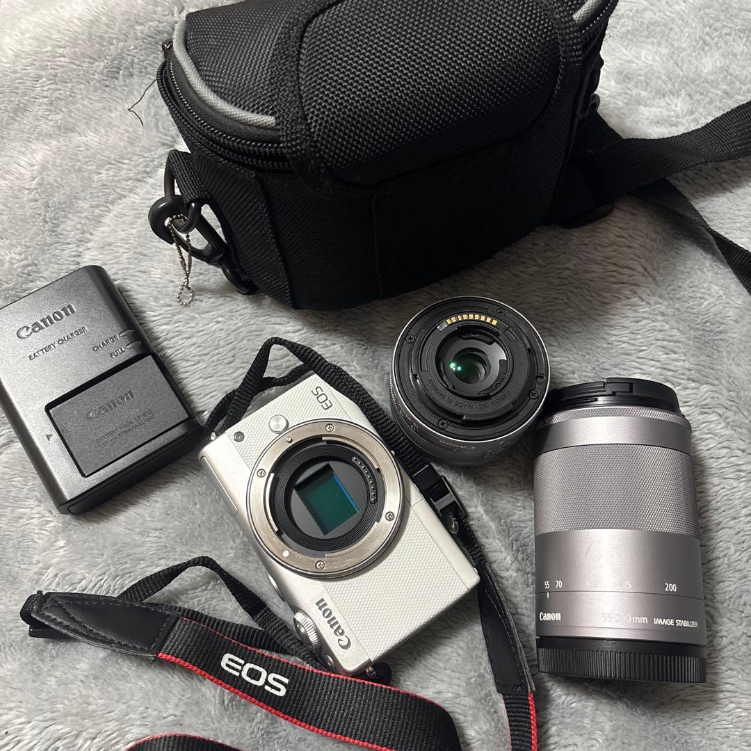 Canon EOS M100 ダブルズームキット ミラーレス一眼