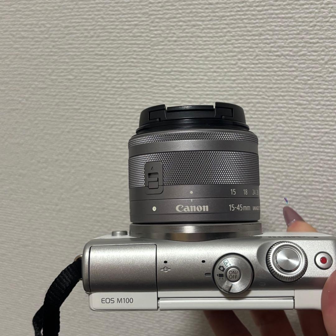 Canon EOS M100 ダブルズームキット ミラーレス一眼