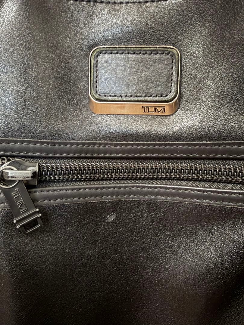 TUMI トゥミ　レザー　リュックサック　バックパック　232682D