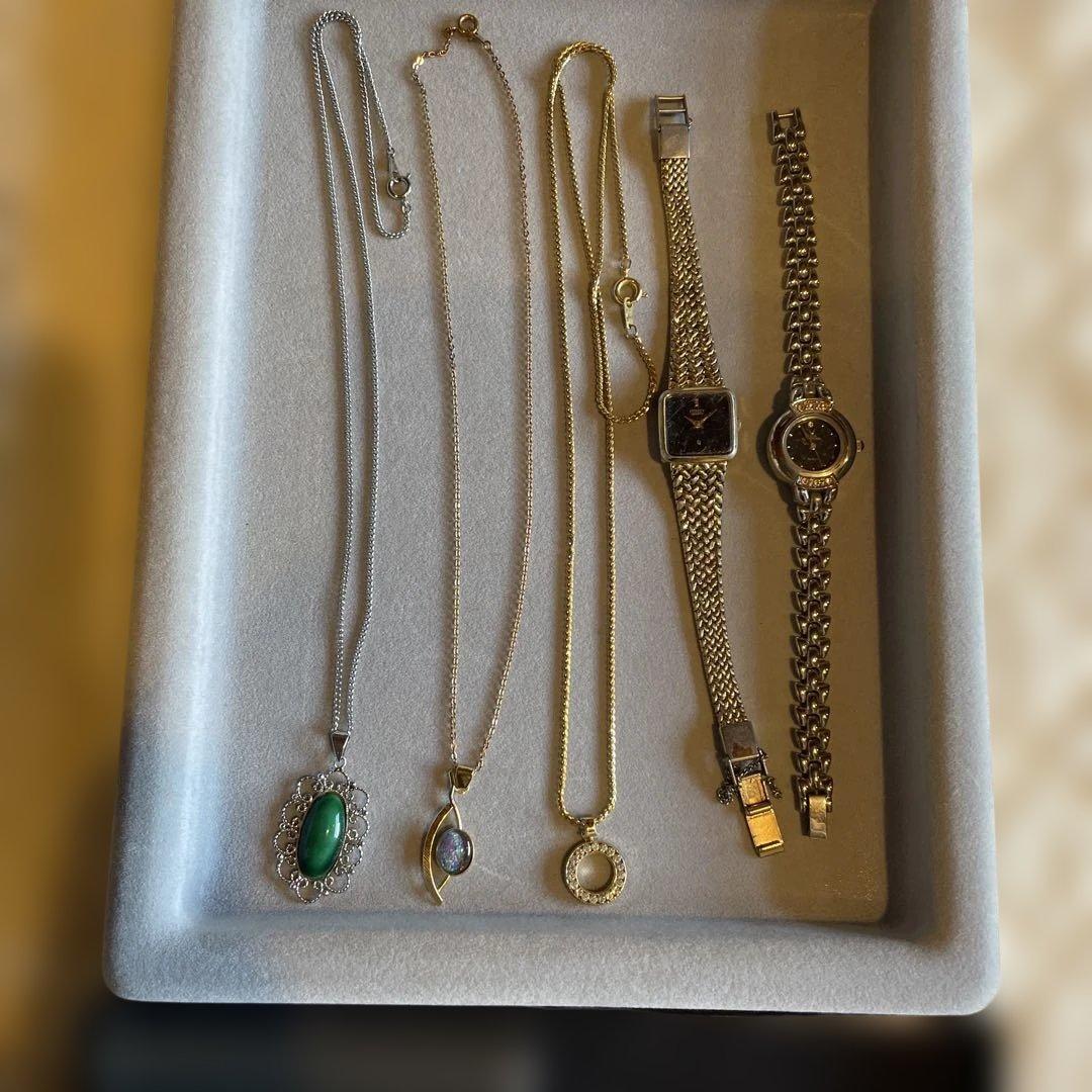 さ*と様 生前整理　ネックレス　時計他まとめ売り