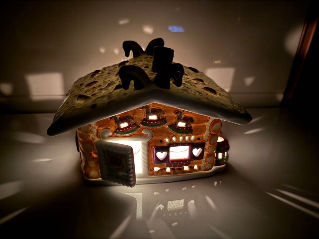 ビレロイ&ボッホ ジンジャーブレッドライトハウス 陶器製