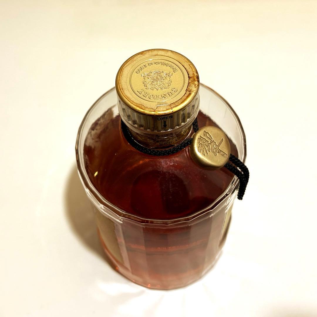 サントリー　響　金キャップ　裏ゴールドラベル 750ml