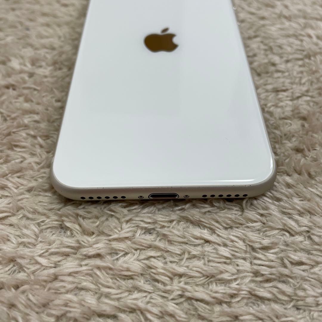 さ*ら様 Apple iPhone SE(第3世代) 64GB スターライト　s
