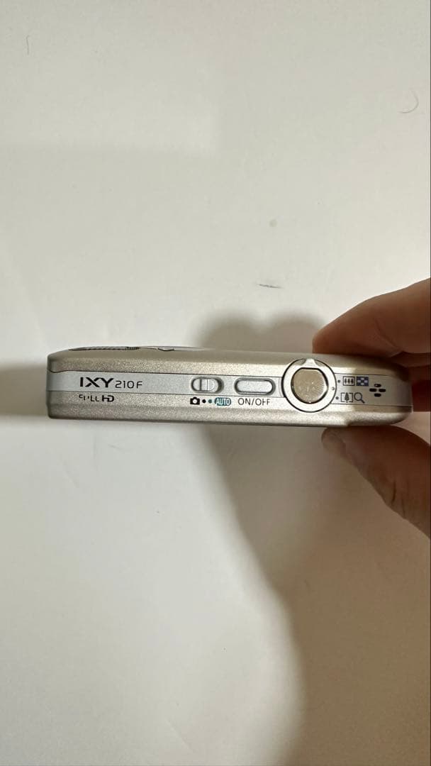 Canon IXY 210F デジタルカメラ