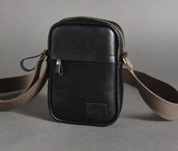 HERZ ホリデーポシェット　仙台12周年記念鞄 ショルダーバッグ　カスタム有り