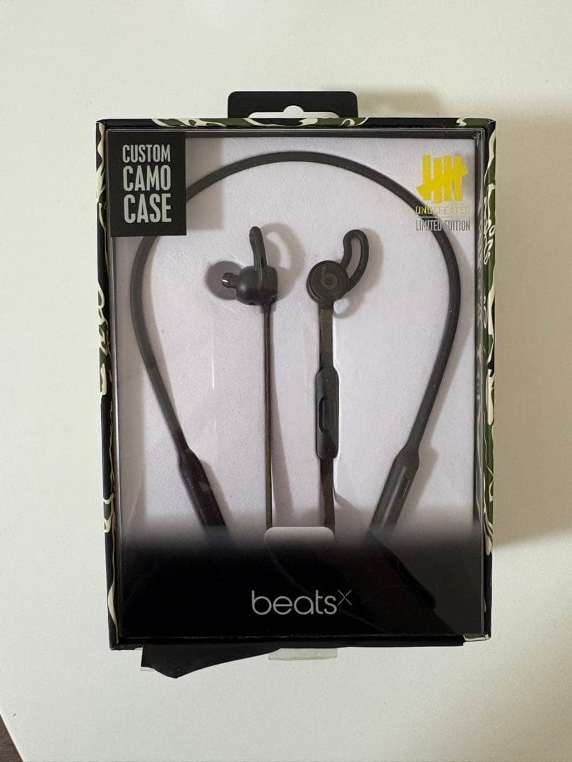 Beats by Dr.Dre x Undefeated ワイヤレスイヤホン
