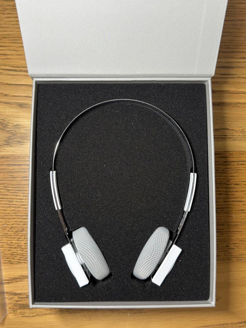 km5 Hp1 ワイヤレスヘッドホン ホワイト