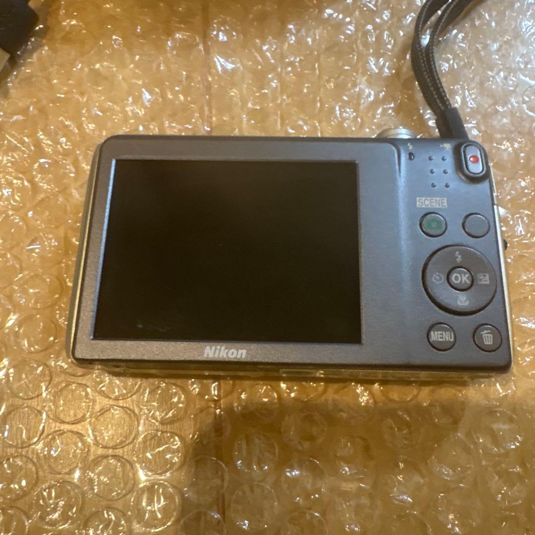 Nikon COOLPIX S3600 デジタルカメラ