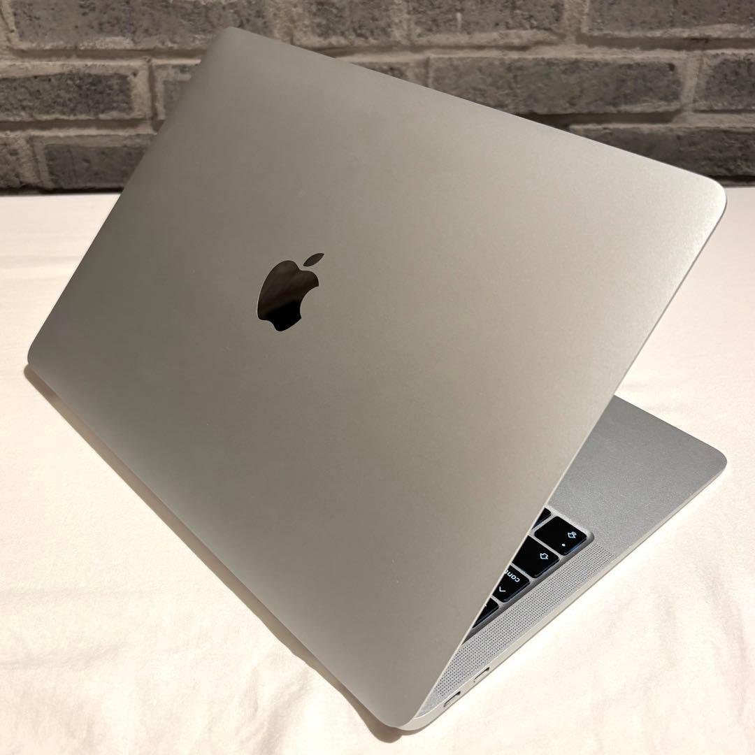 【美品】M1 MacBook Air 8GB/256GB 2020 シルバー 銀