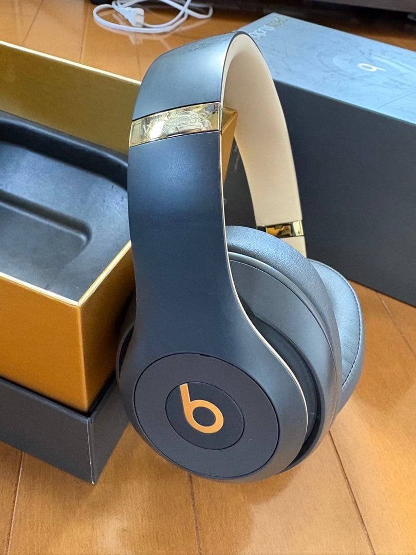 Beats studio3 wireless 新品バッテリー　イヤーパッド