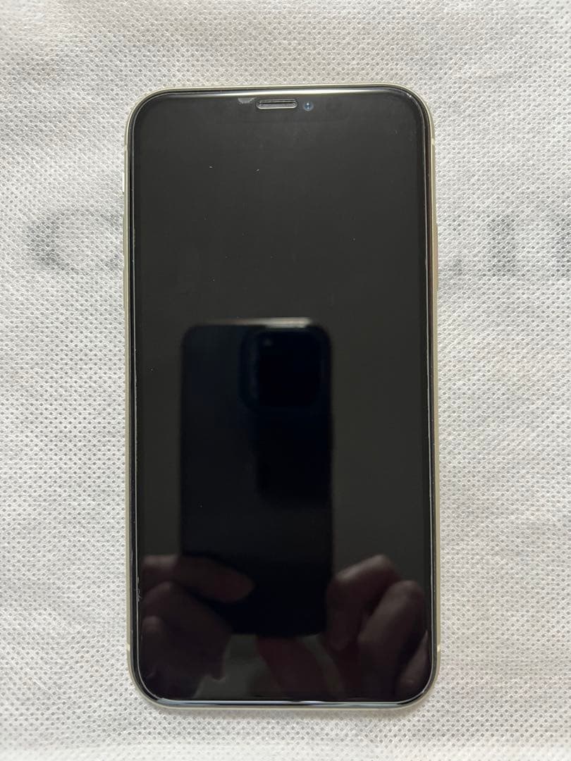 Apple iPhone 11 ホワイト 本体128GB　箱付き