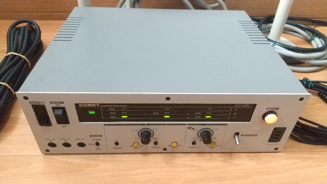 【業務用】美品 コメット COMET ストロボ スタジオシステム SST-600
