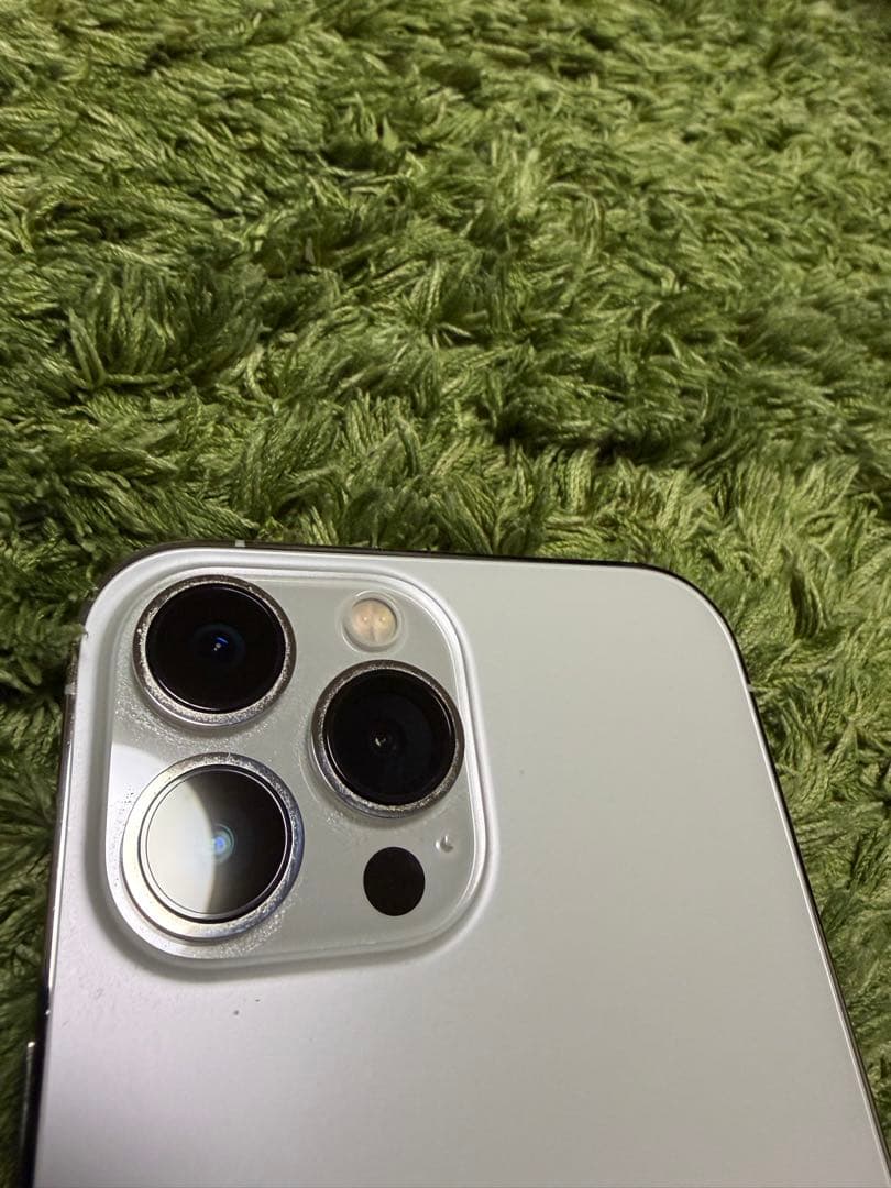 Apple iPhone 13 Pro Max シルバー