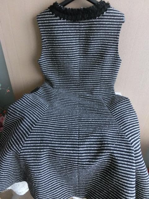 フォクシーツイードワンピース　2025年9月掲載￼