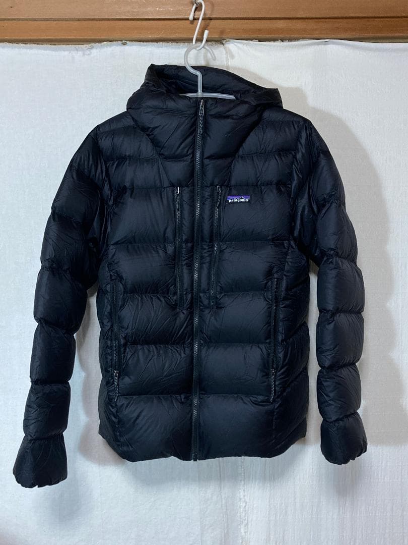 新品 2026 フィッツロイ XS 黒 パタゴニア ダウンジャケット