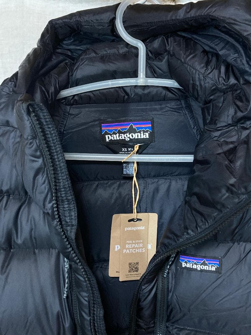 新品 2026 フィッツロイ XS 黒 パタゴニア ダウンジャケット