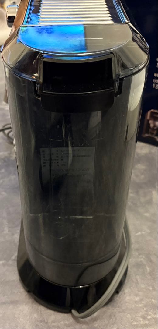 DeLonghi デロンギ DEDICA デディカ　エスプレッソメーカー