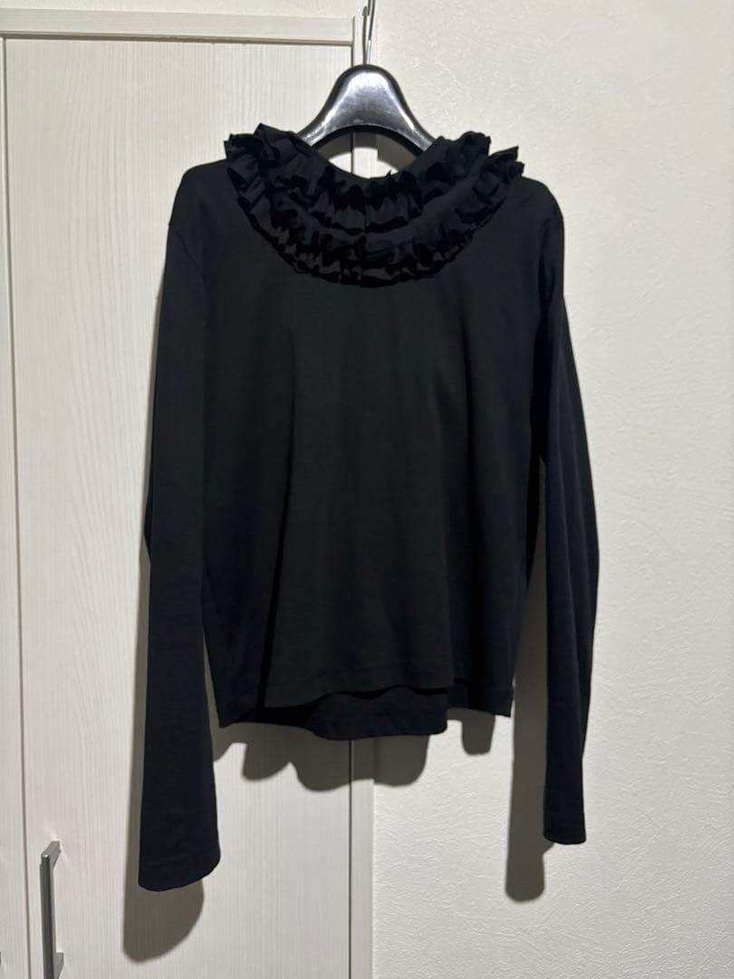 フリルフードTシャツ