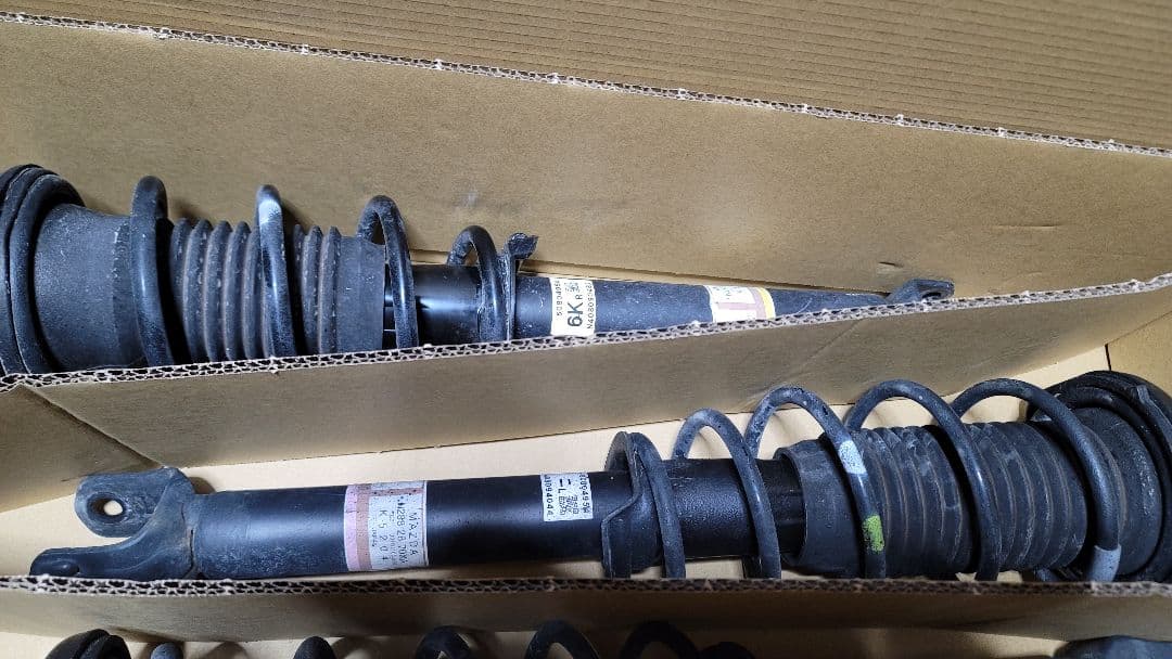 MAZDAロードスターND5RE 純正ショック&サスペンション1台分