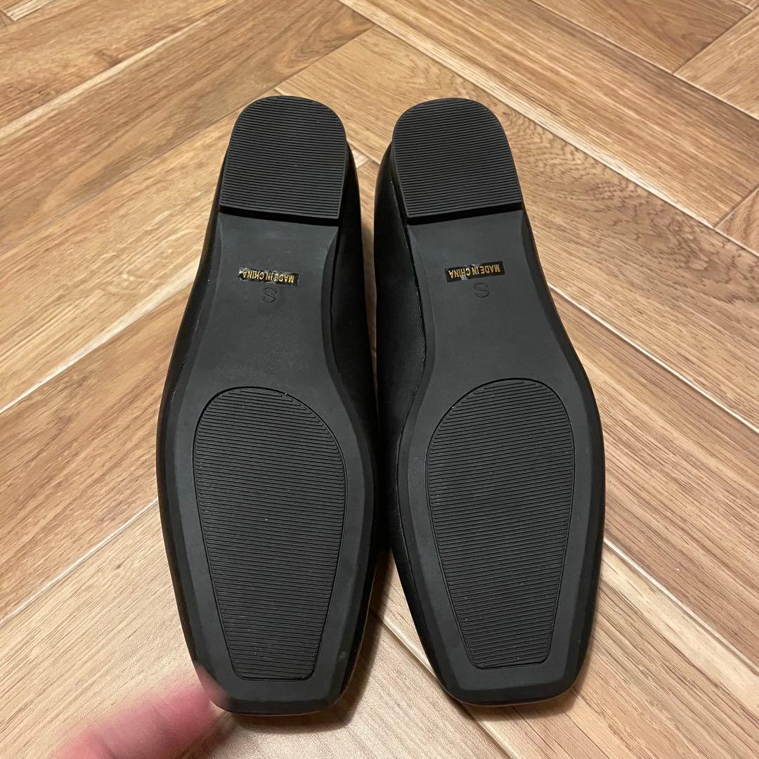 イアパピヨネ　スタッズパンプス