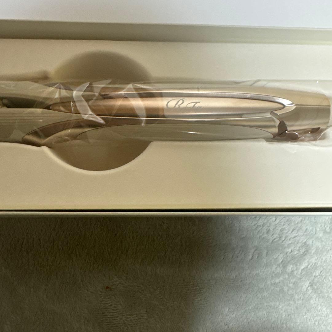 ReFa ストレートヘアアイロン 新型モデル RE-AT-20A アイボリー