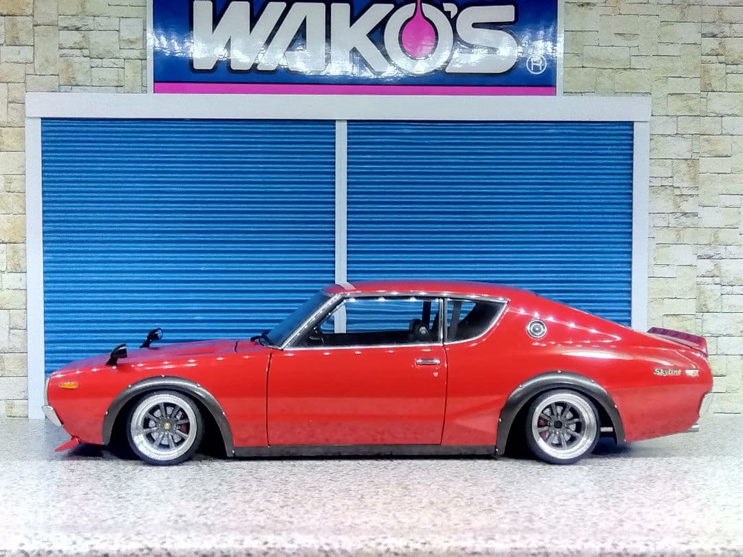 AUTOart 1/18ミニカー スカイライン 2000 GT-R カスタム