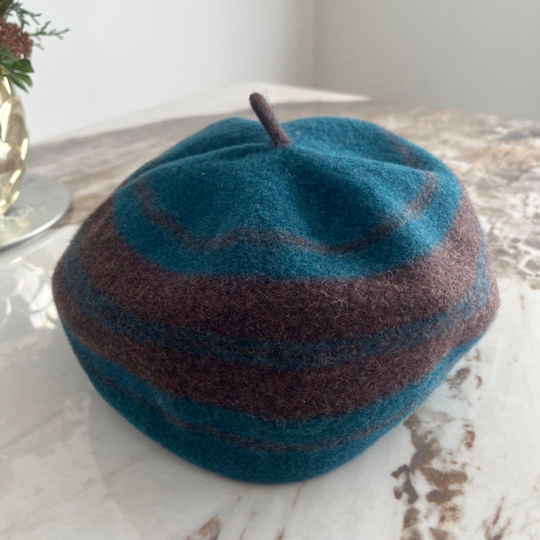 美品 Vivienne Westwood 刺繍入り ベレー帽