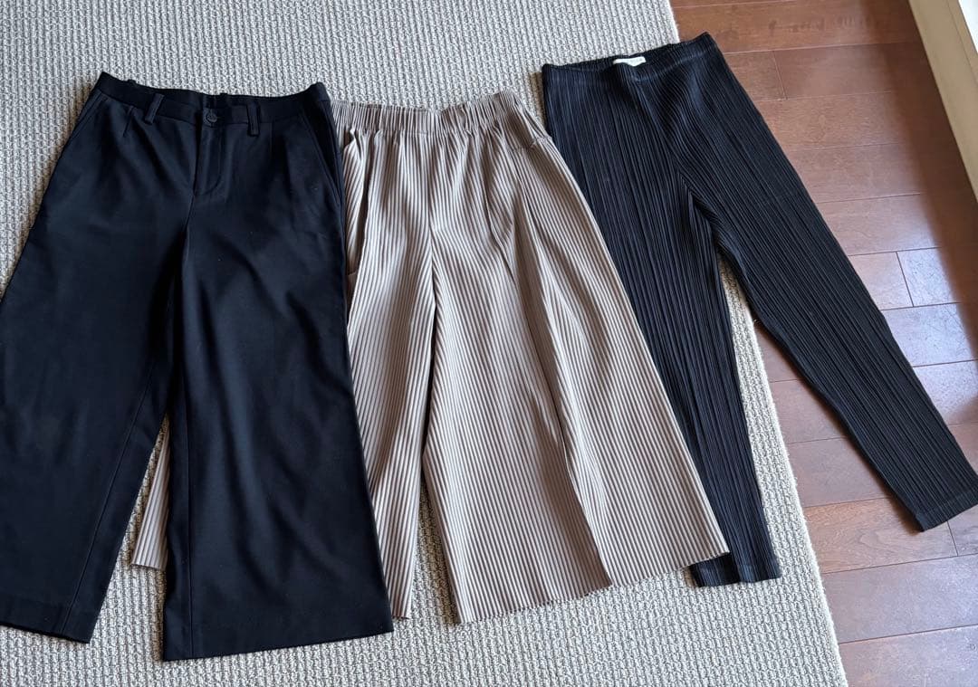 値下げ中○プリーツプリーズ PLEATS PLEASE シッカーパンツ　黒