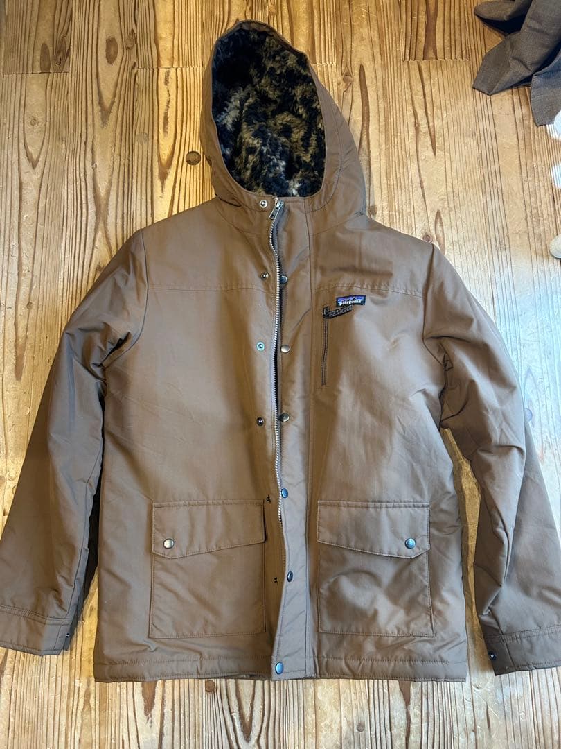 patagonia ブラウン インファーノジャケット