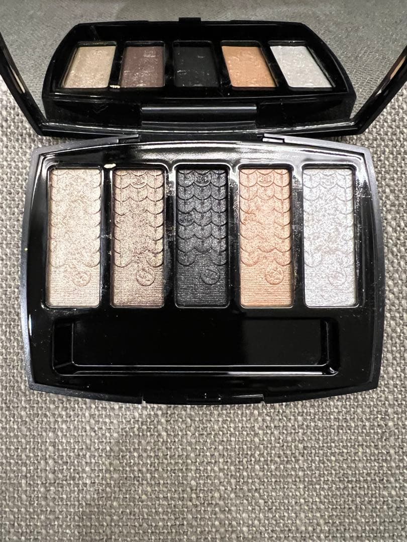 CHANEL アイシャドウパレットとチークセット