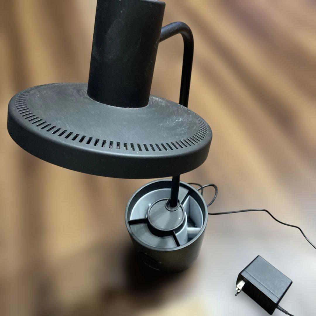 バルミューダのライト