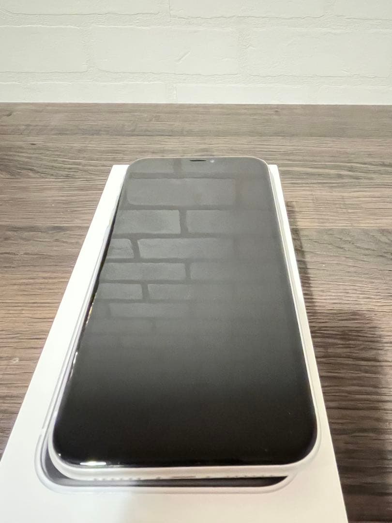 IPhone XR 128GB オフホワイト 香港版 A2108