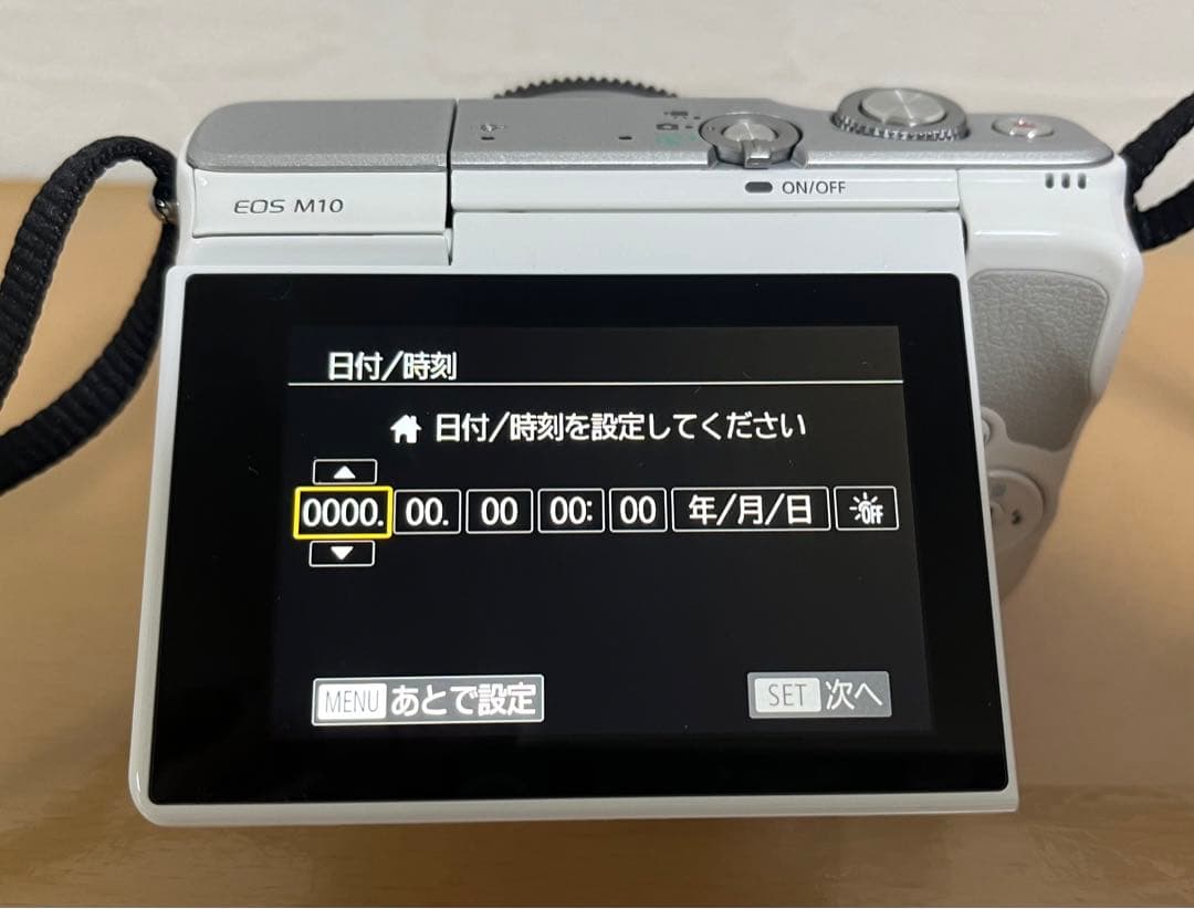 【美品】Canon EOS M10 ミラーレス