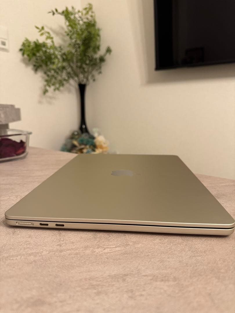 R*i様 MacBookAir M2 512GB 極美品 バッテリー98%