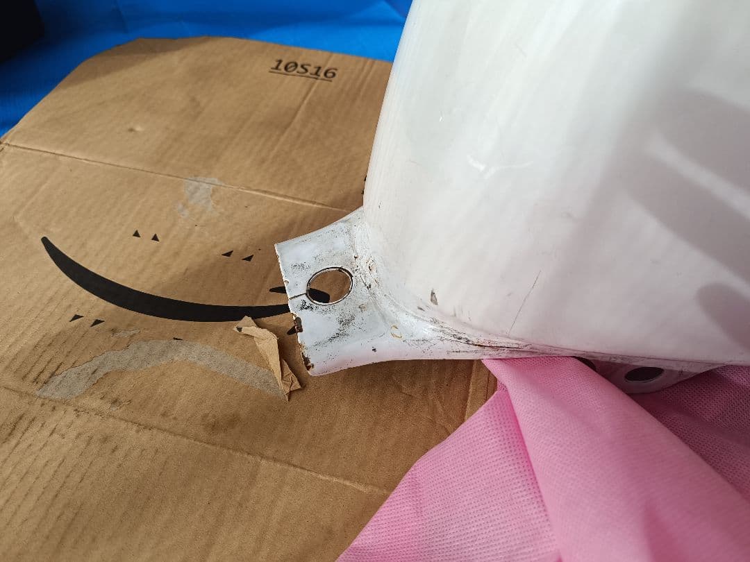 MC21 フューエルタンク　ガソリン ホンダ　 NSR250 赤白　内部はキレイ