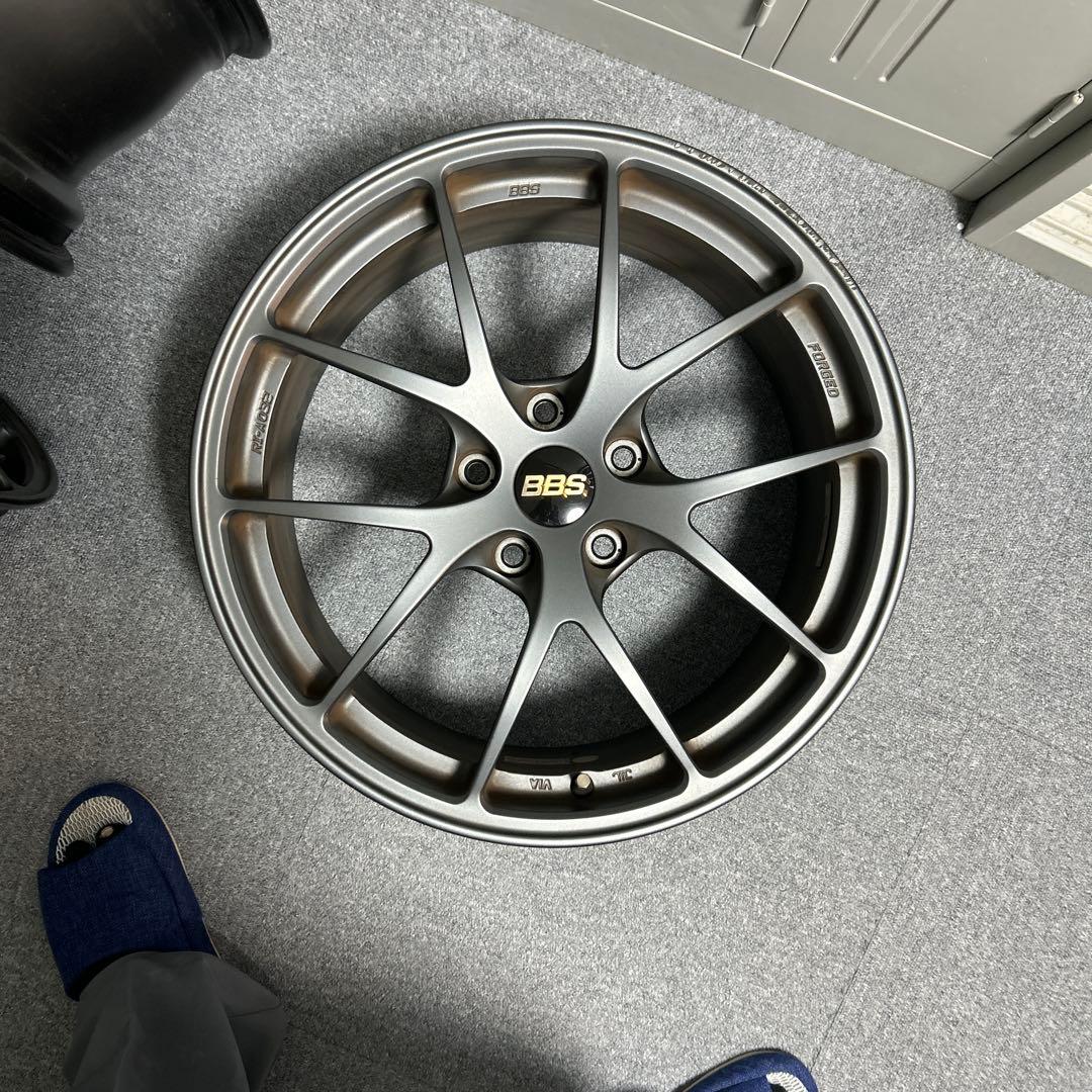 BBS 18インチ ダイヤモンドグレー 10本スポークホイール