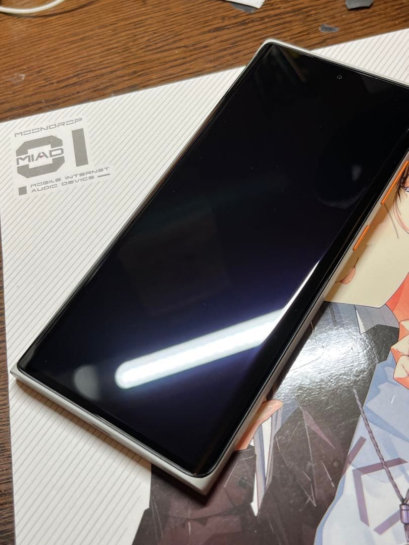 スマートフォン本体 MOONDROP MIAD 01