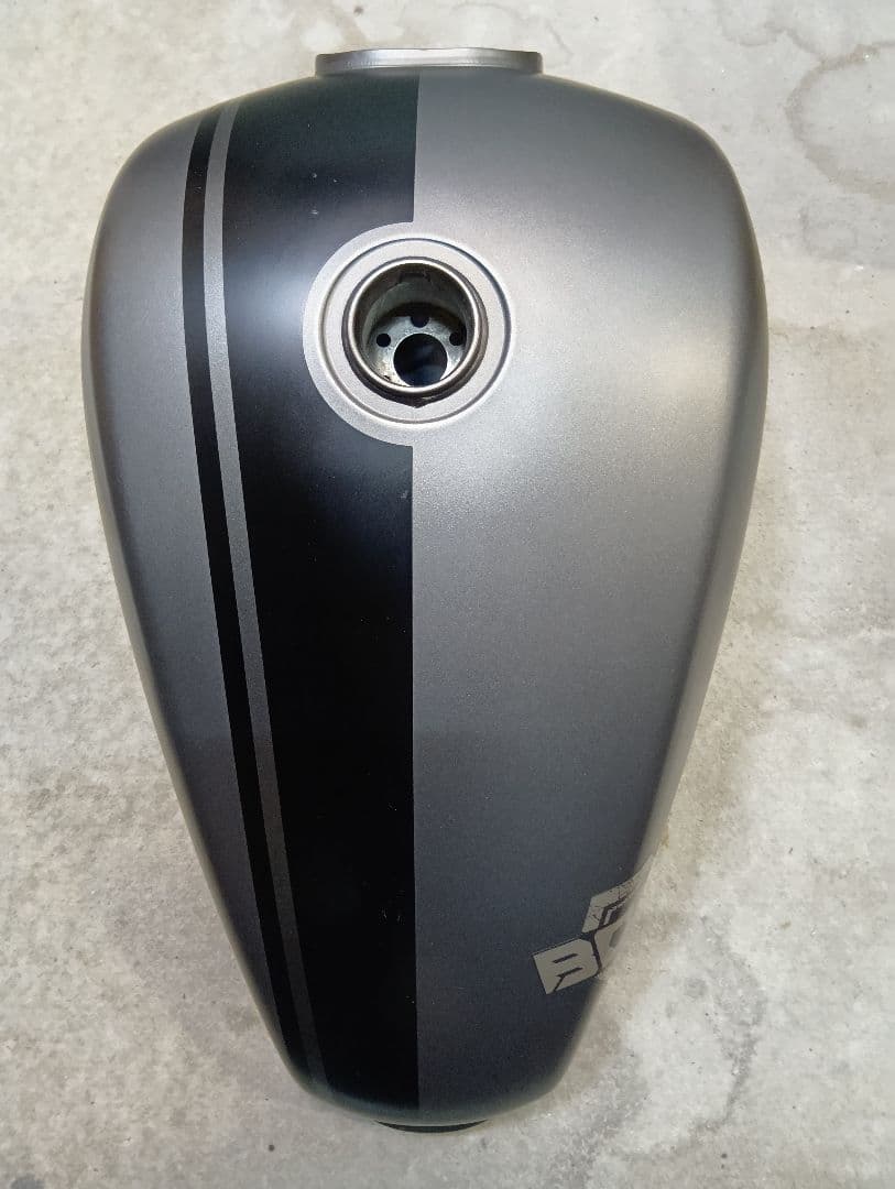 2014年式ヤマハ ボルトタンク 艶消しグレー