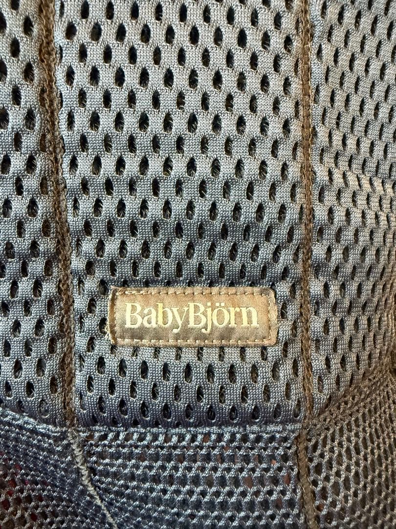 お値下げ☆ベビービョルン　ハーモニー　抱っこ紐 ネイビー メッシュ