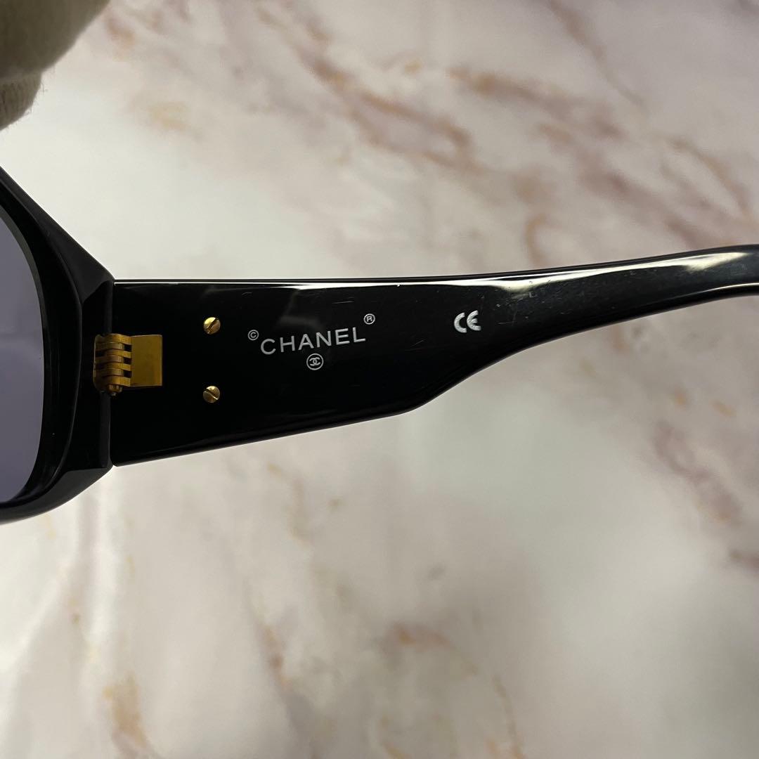 CHANELオールドシャネル ココマーク マトラッセ Y2K ロゴ サングラス
