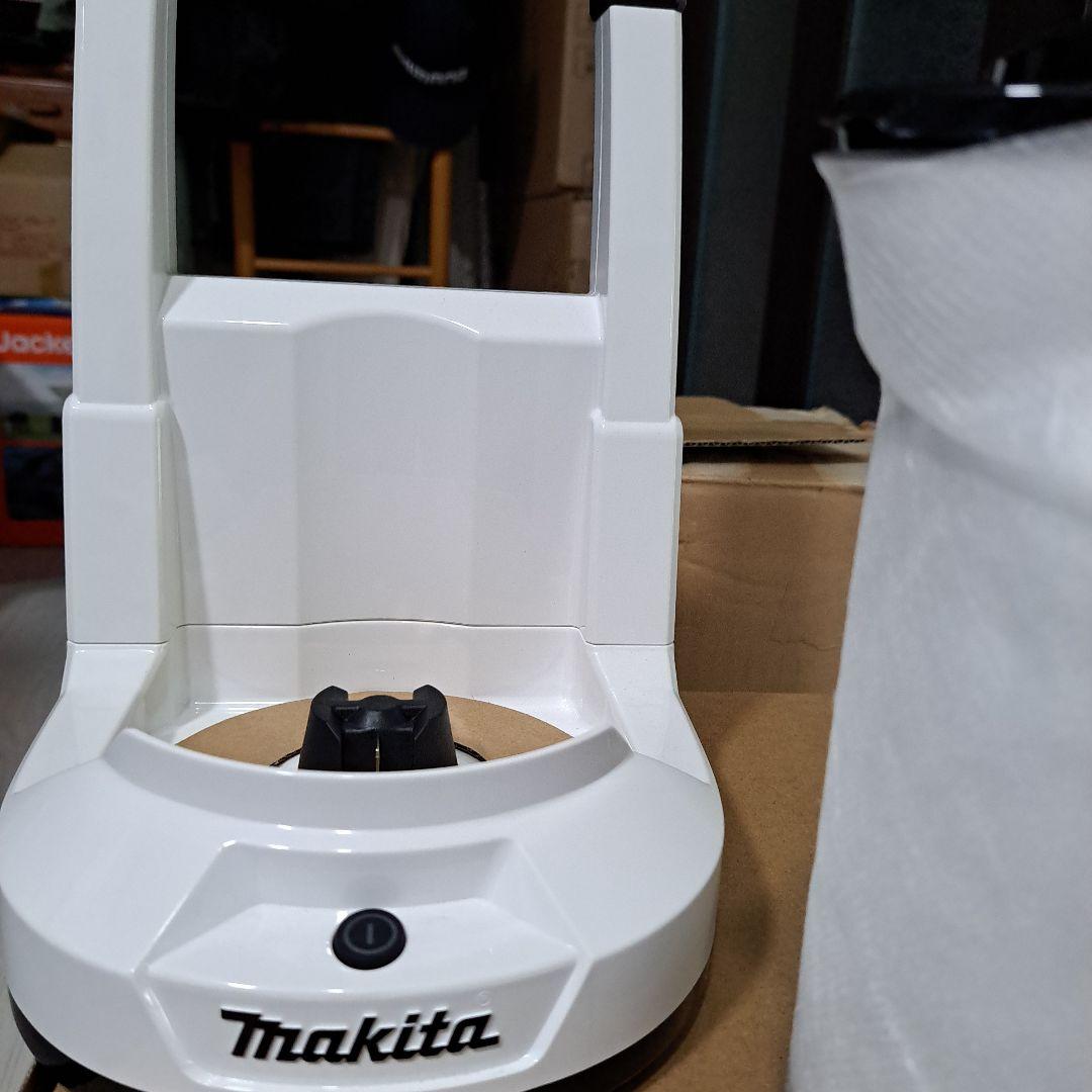 マキタ充電式ケトルKT360DZW