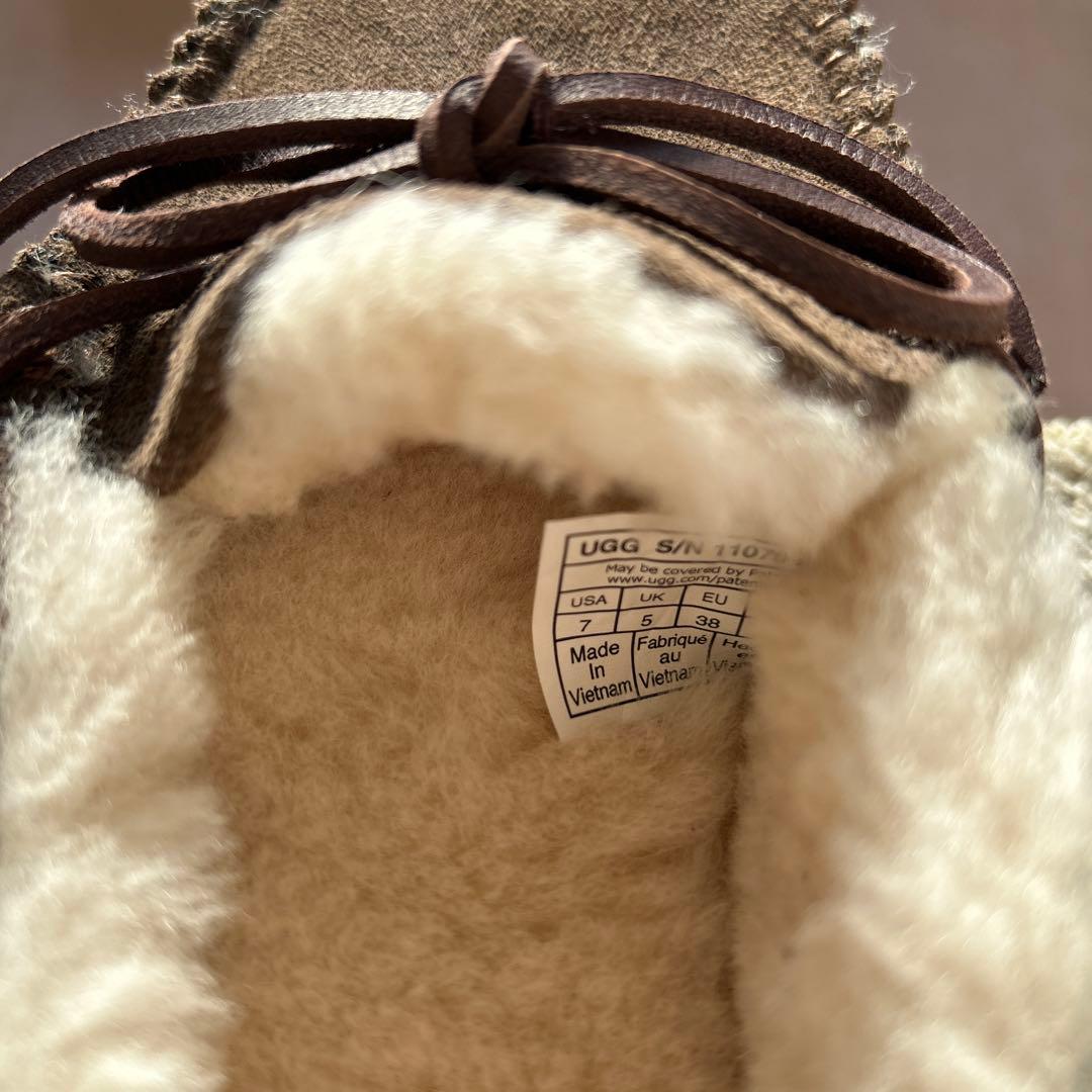 UGG ダコタ　エスプレッソ