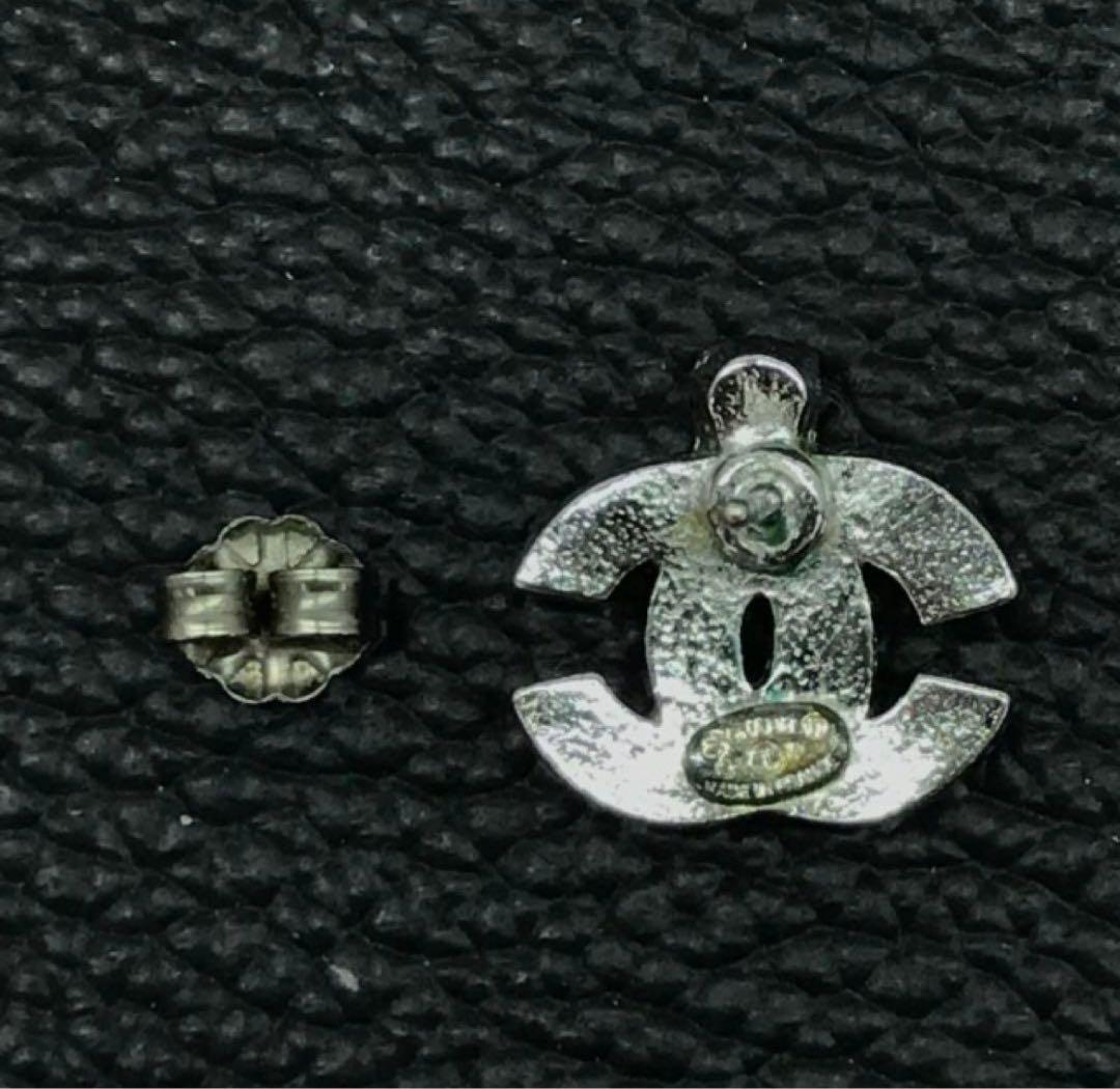CHANEL ダブルCロゴ ピアス(片耳用)