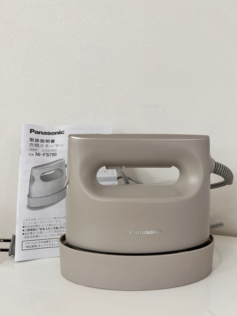 【美品】Panasonic NI-FS790-C スチームアイロン　ベージュ