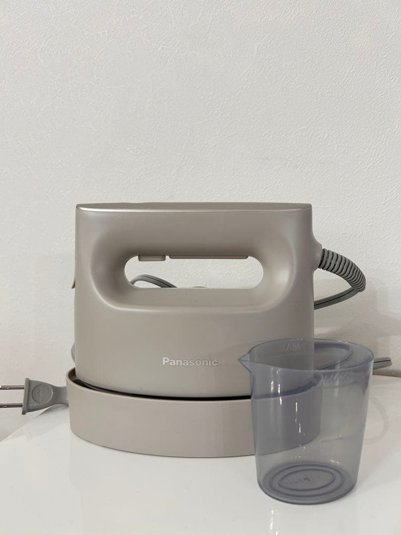 【美品】Panasonic NI-FS790-C スチームアイロン　ベージュ