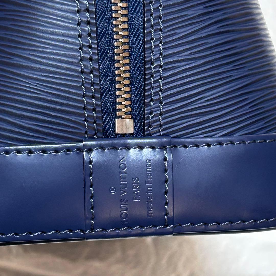 【美品】LOUIS VUITTON エピ　アルマ　ハンドバッグ　南京錠　鍵付き